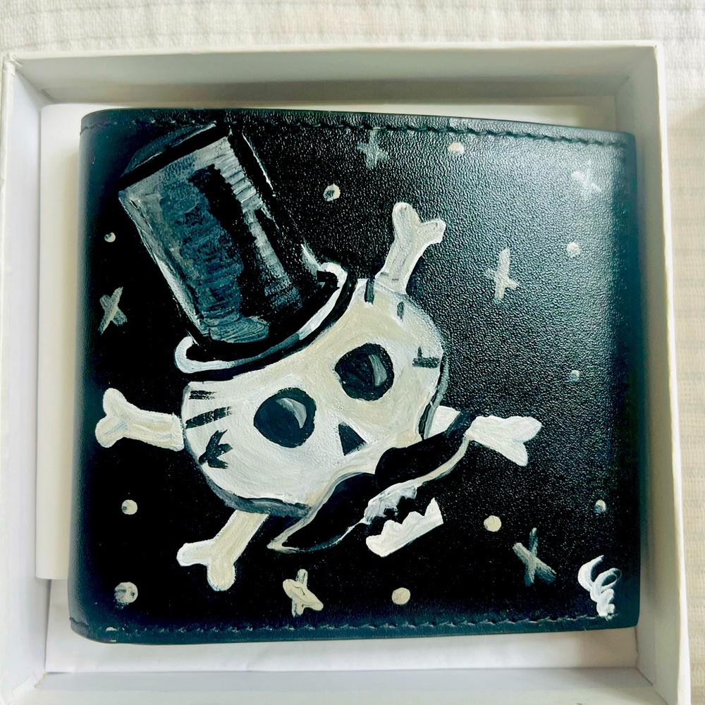 BNWT BAGGU unisex custom black leather wallet- skull -rare